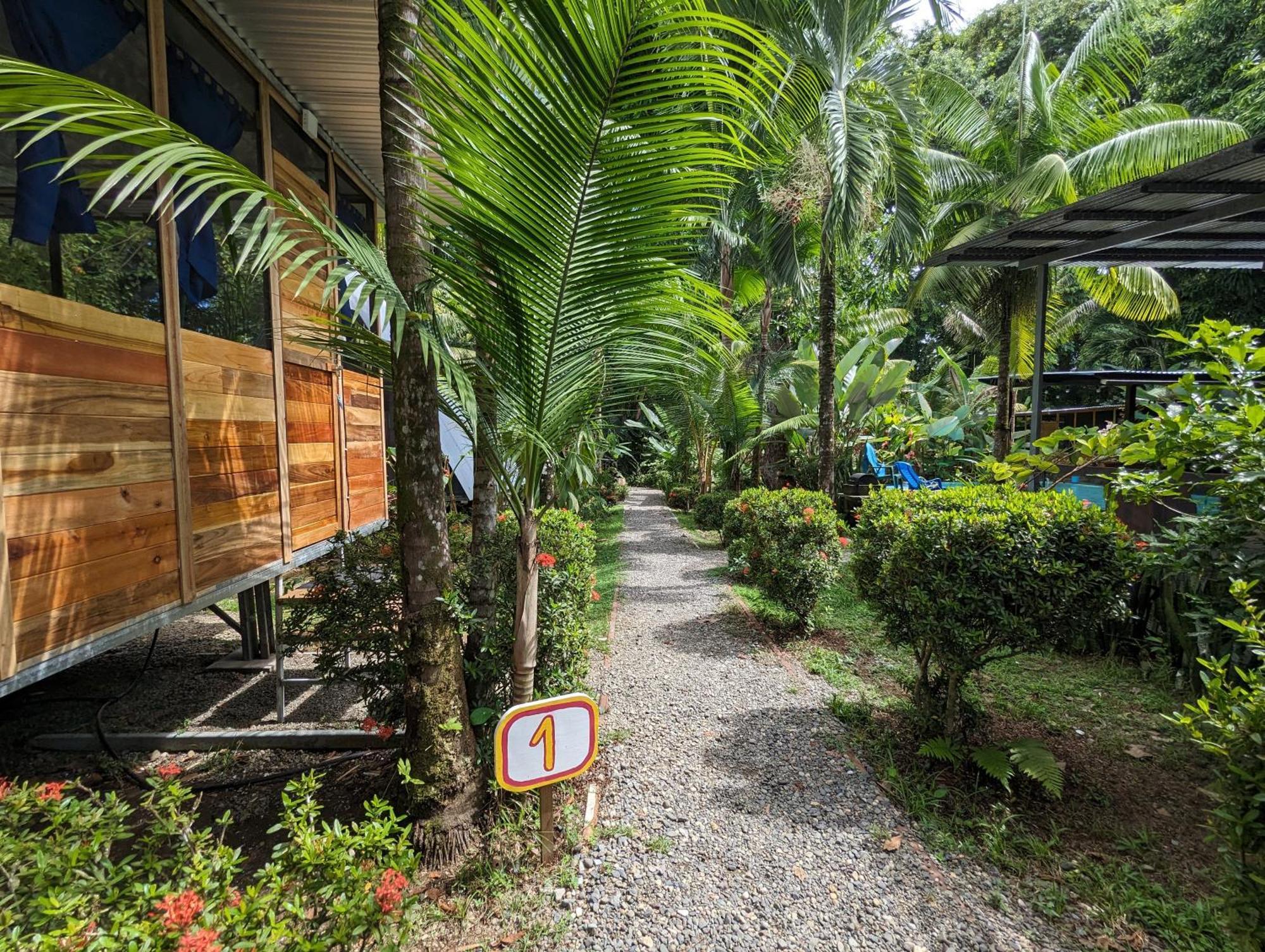 Arboura Eco Cabins Villa Uvita Exterior photo